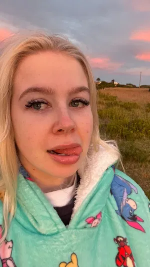 Babygiri678, 22 years old from United States