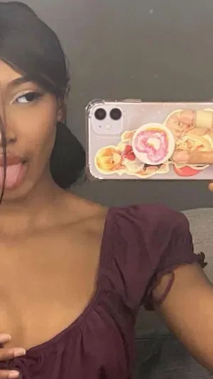 Christie624, 25 years old from United States