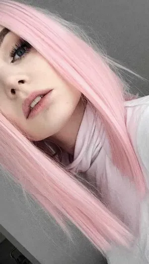 avaaa, 22 years old from United States