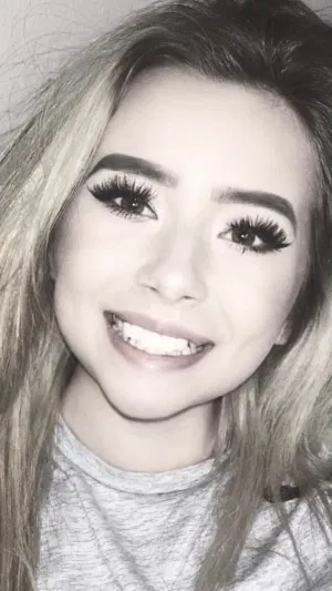 fgdsfs, 22 years old from United States