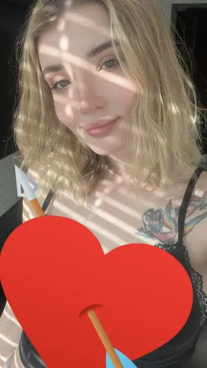 munnix838, 19 years old from Australia