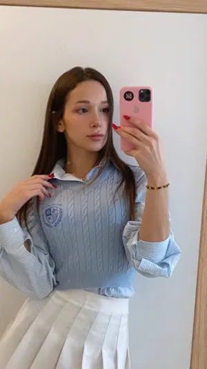 Oliva43oxop, 19 years old from United States
