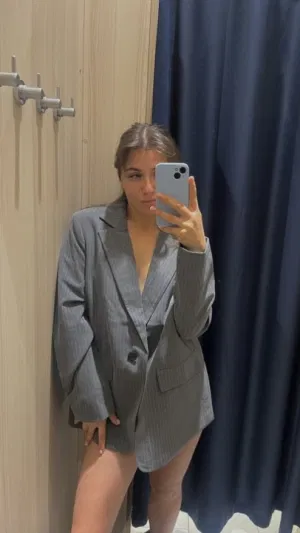 Queenyava899, 20 years old from United States