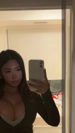 Lipsy_okie, 22 years old from United States