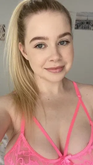 Alica123, 23 years old from United States