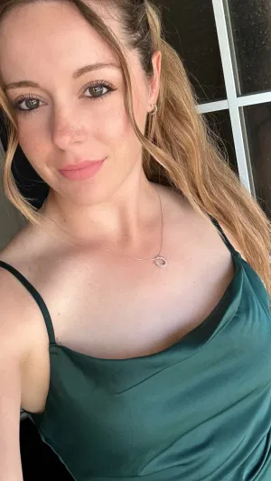 Aliciadennis, 21 years old from United Kingdom