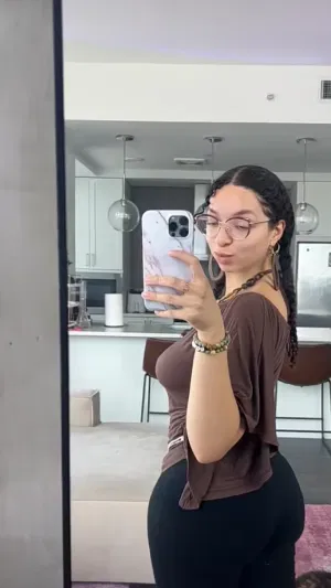 Jessie889, 24 years old from United States