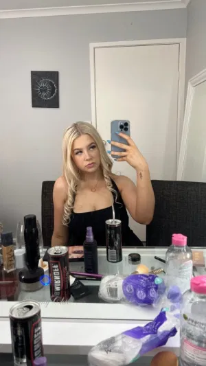 Vcdf123, 25 years old from United States