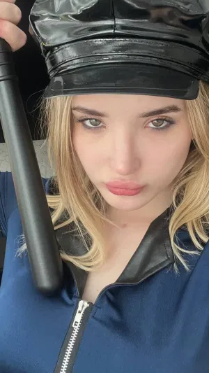 Kinliada828, 19 years old from United States