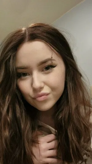 Luna38, 24 years old from United States