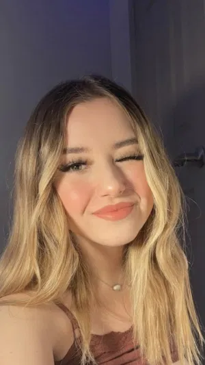 Amaliea738, 20 years old from United States