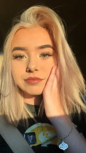 Camilla, 22 years old from Denmark