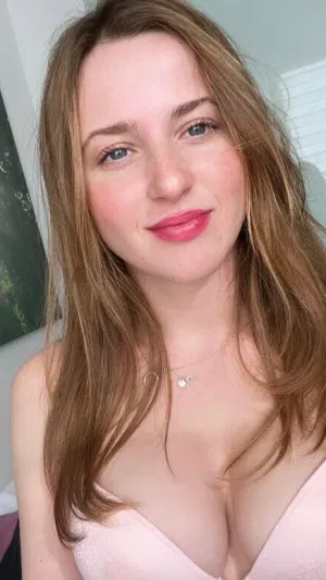 Alisacuty, 23 years old from United States