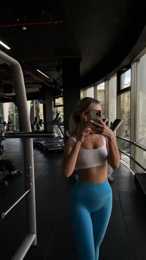 Francesca0341, 23 years old from Denmark