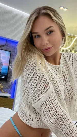 anagel72, 19 years old from United States