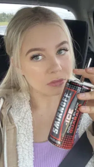 poppiqueen838, 19 years old from United States