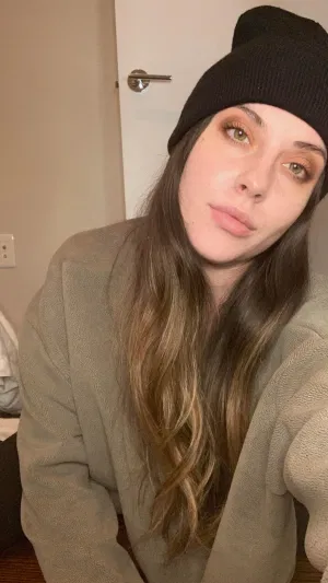 availablexx929's Profile Photo