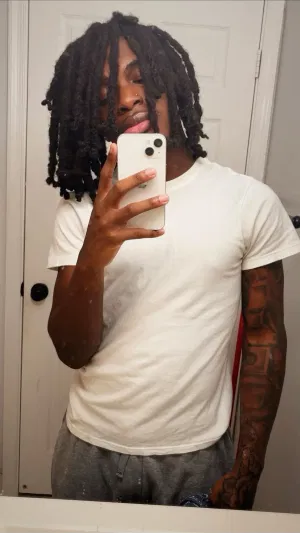 Mrjuniorr0, 20 years old from United States