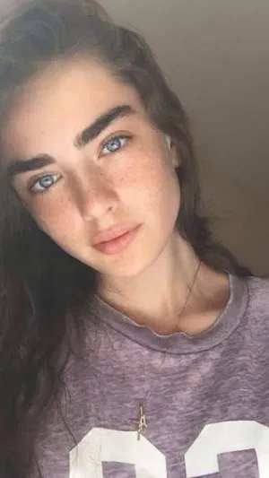Jesi952, 22 years old from United States