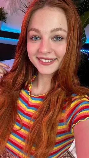 Angel254, 22 years old from United States
