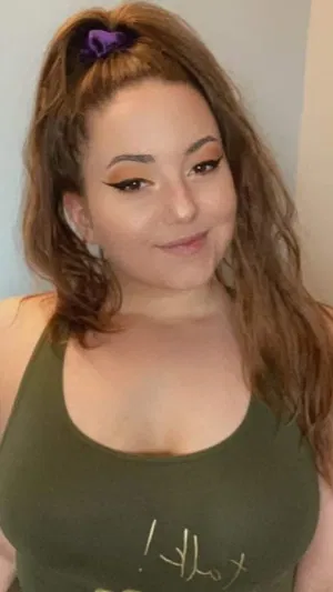 Elixa1, 24 years old from United Kingdom