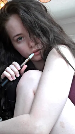 Olivaqueen02, 22 years old from United States