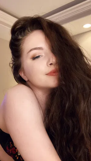 Oliva105, 22 years old from United States