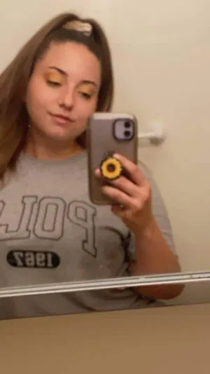 TesPeachesx5's Profile Photo