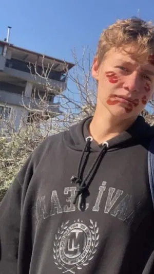 Alexender, 18 years old from United States