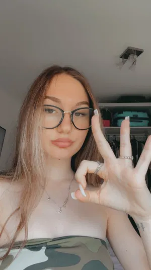 Yaassinnna899, 19 years old from Germany