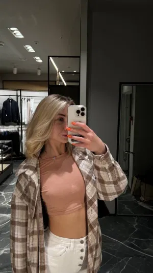 Demi62, 20 years old from Austria