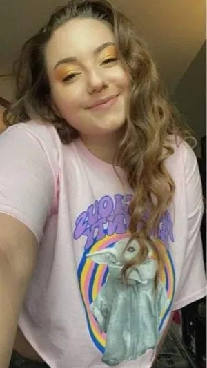 KatPeachessx18, 24 years old from United States