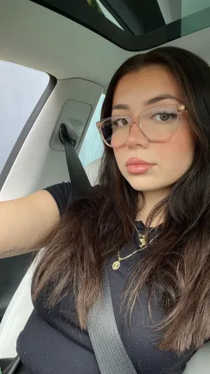 Khim_Laura1, 23 years old from United States