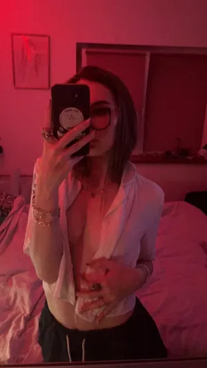 Licahh65ytt, 20 years old from United States