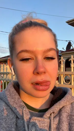 Fariya456, 21 years old from Canada