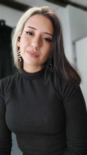 Mohoya567, 20 years old from United Kingdom