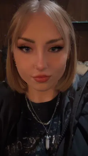 jhuyt896, 22 years old from United Kingdom