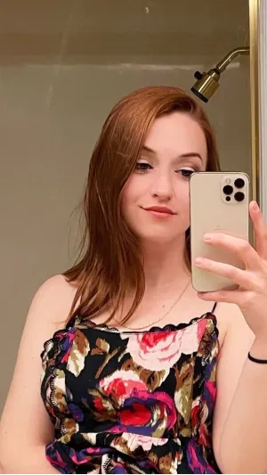 Serry, 26 years old from United Kingdom