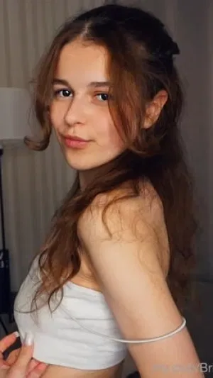 natalia124, 21 years old from United Kingdom