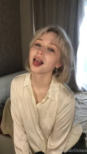 nima12, 21 years old from Austria