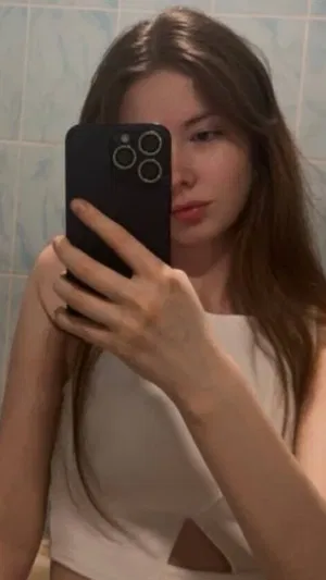 jumae12, 21 years old from Ireland