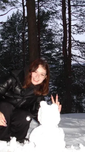 julna12, 23 years old from France