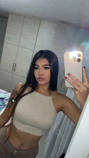 Tiyanajolly, 20 years old from United States