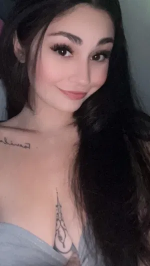 Rissalove, 21 years old from United States