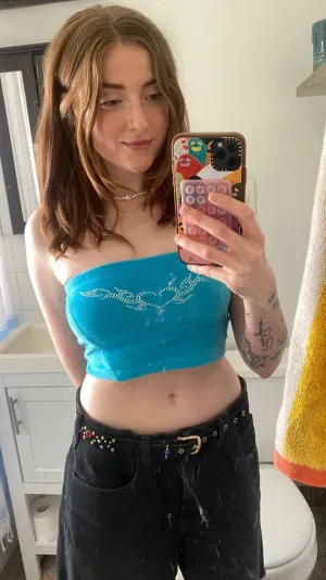 Rose055, 21 years old from United States