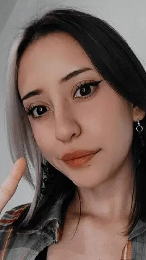 Lisacute45, 21 years old from United States