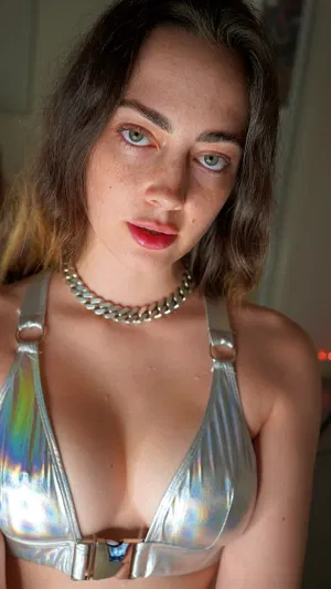 Luna0383, 23 years old from United States