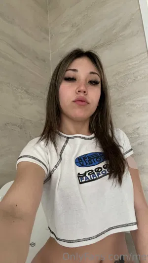 Baby087412, 22 years old from United States