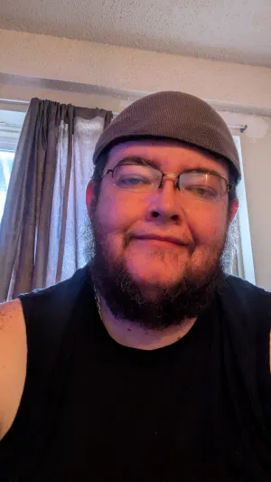 Giles, 35 years old from Canada