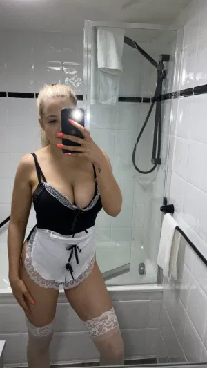 Davina211, 22 years old from United States